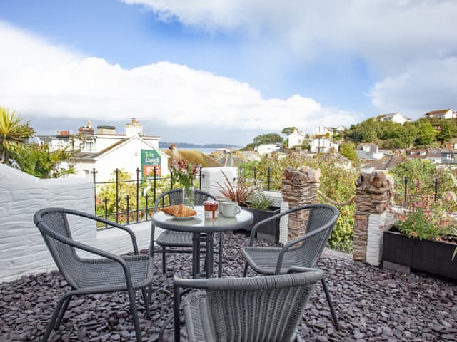 Sitting-out-area | The Lookout 43, Brixham