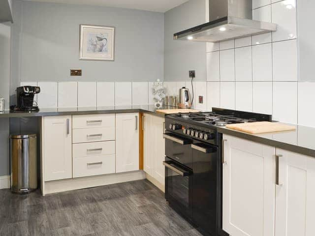 Kitchen | Lowey&rsquo;s Harbour Cottage, Bridlington