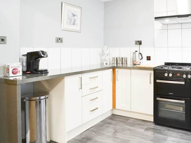 Kitchen | Lowey&rsquo;s Harbour Cottage, Bridlington