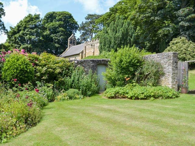 Garden and grounds | Dalby Hall, York