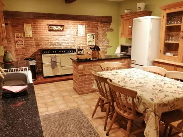 Kitchen/diner | Blackhorse Cottage, Wells-next-the-Sea