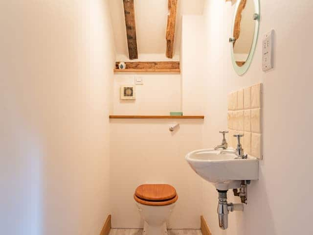 Separate WC | Mallingdown Farm, Piltdown