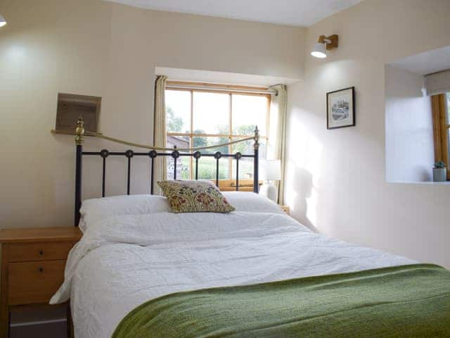 Double bedroom | The Granary, Clee St Margaret