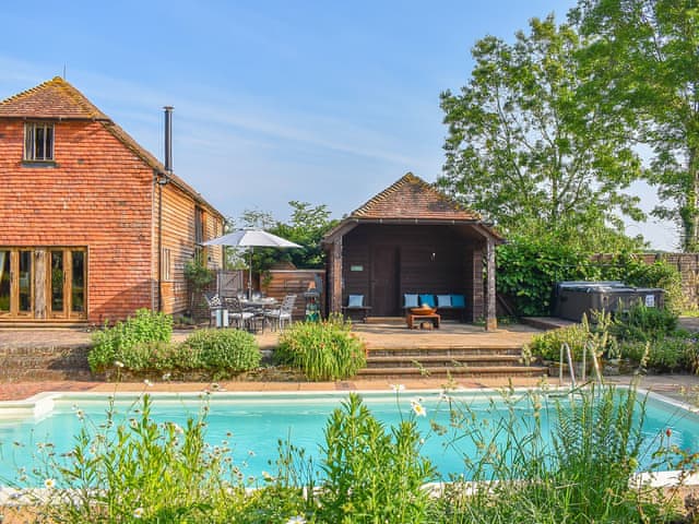 Swimming pool | Sparr Farm Barn, Wisborough Green, near Billingshurst