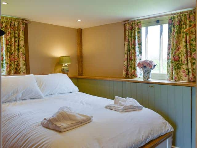 Double bedroom | Sparr Farm Barn, Wisborough Green, near Billingshurst