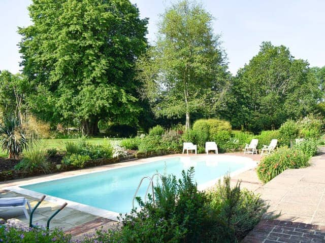 Swimming pool | Sparr Farm Barn, Wisborough Green, near Billingshurst