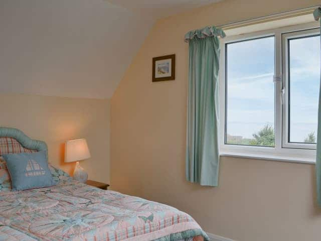 Double bedroom | Sunny Crest - Hunmanby Gap Cottages, Hunmanby Gap, near Filey