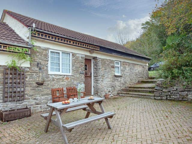 Exterior | Byre - Summercourt Cottages, Looe