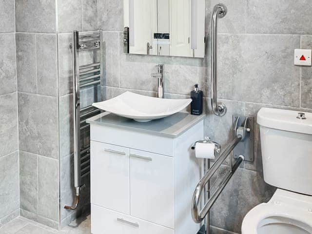 Shower room | Mouthlock Chapel, Barras, near Kirkby Stephen