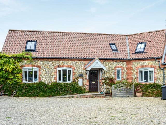 Exterior | Sea Holly Cottage, West Runton