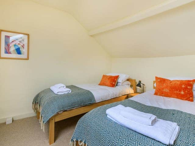 Twin bedroom | Coach House - Bradstock Cottages, Burton Bradstock, near Bridport