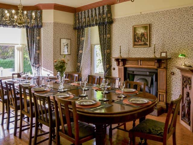 Dining room | Newstead, Windermere