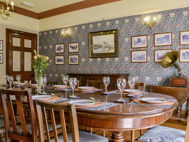 Dining room | Newstead, Windermere