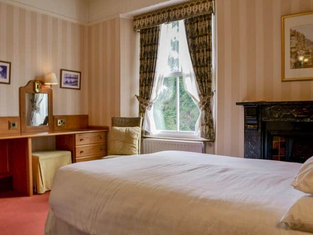 Double bedroom | Newstead, Windermere