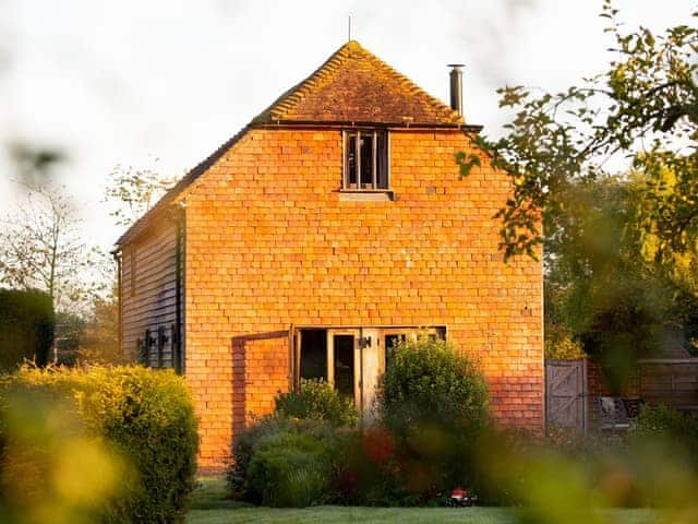 Exterior | Sparr Farm Barn, Wisborough Green, near Billingshurst