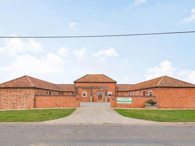 Exterior | Rose Cottage Farm - The Potting Shed - Rose Cottage Farm , Horsington