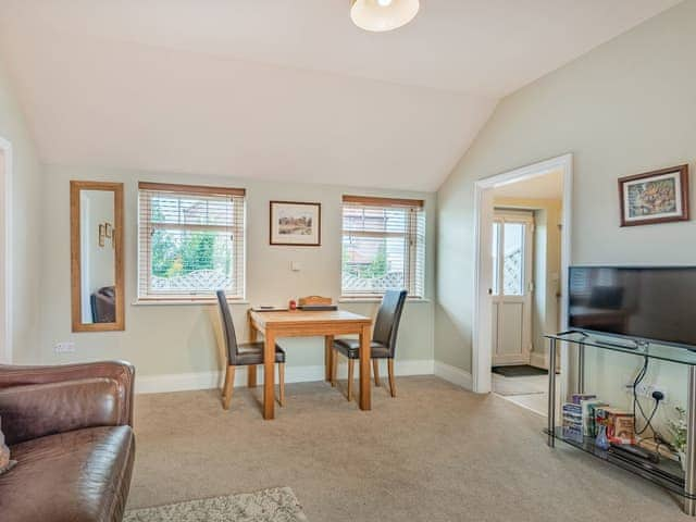 Living room/dining room | Rose Cottage Farm - The Potting Shed - Rose Cottage Farm , Horsington