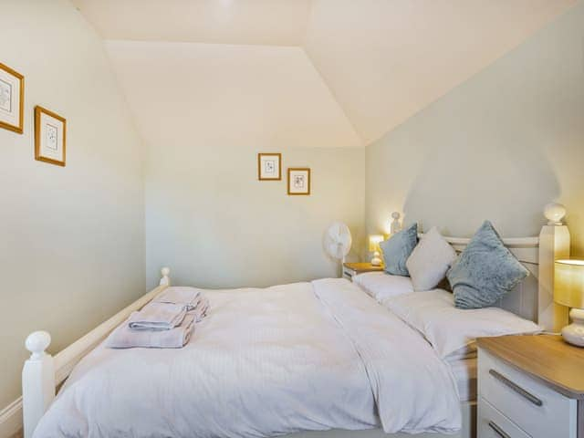 Double bedroom | Rose Cottage Farm - The Potting Shed - Rose Cottage Farm , Horsington