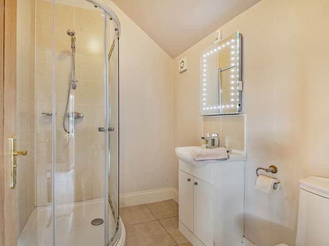 Shower room | Rose Cottage Farm - The Potting Shed - Rose Cottage Farm , Horsington