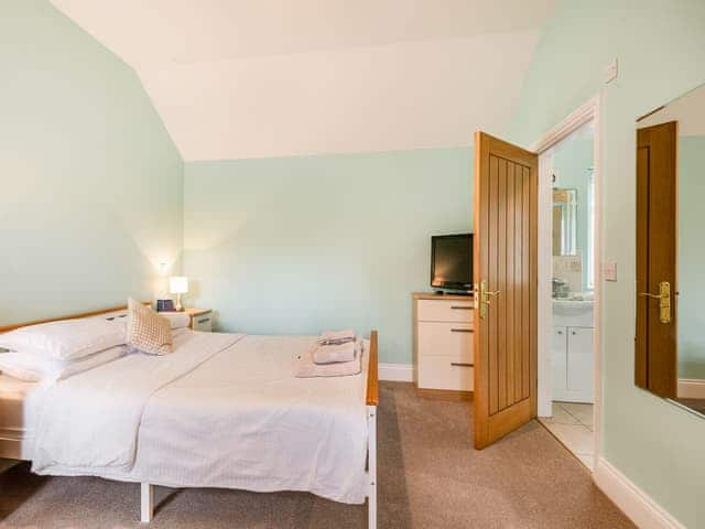 Double bedroom | Rose Cottage Farm - The Stables - Rose Cottage farm, Horsington