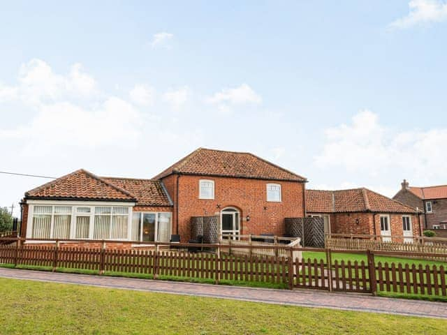 Exterior | The Saddlery - Rose Cottage Farm, Horsington