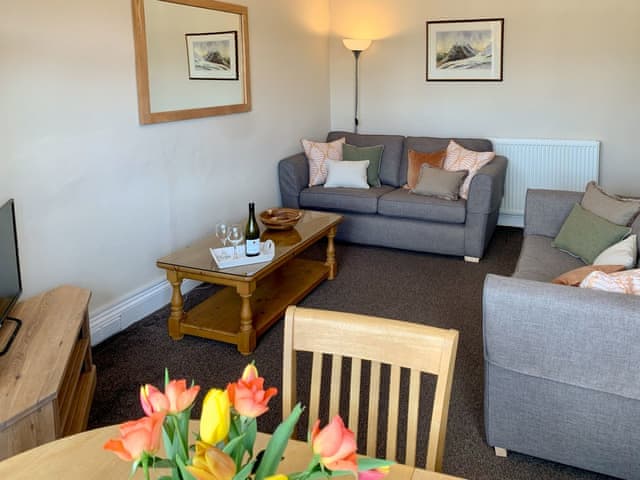 Living room/dining room | Ellie’s View, Bowness on Windermere