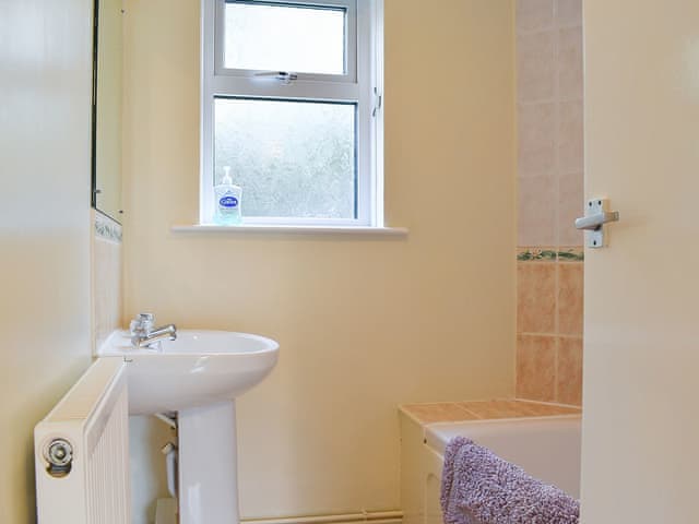 Bathroom | Little Blagdon Bungalow, North Tamerton, near Bude