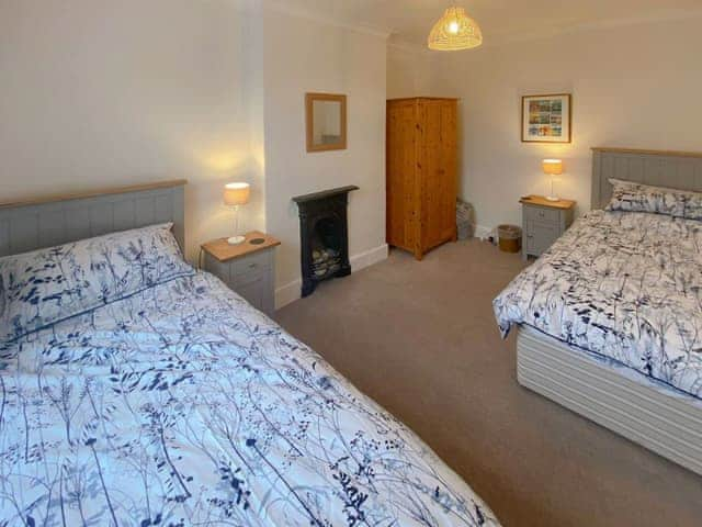 Twin bedroom | Denholm, Keswick