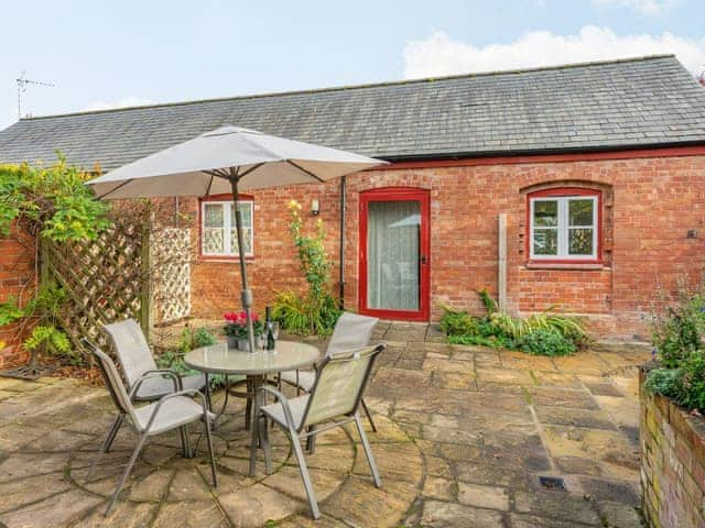 Sitting-out-area | Mereside Farm-The Shippon - Mereside Farm, Ellesmere