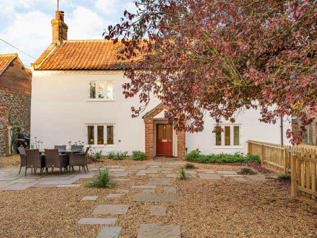 Exterior | Orchard Farmhouse, Wighton