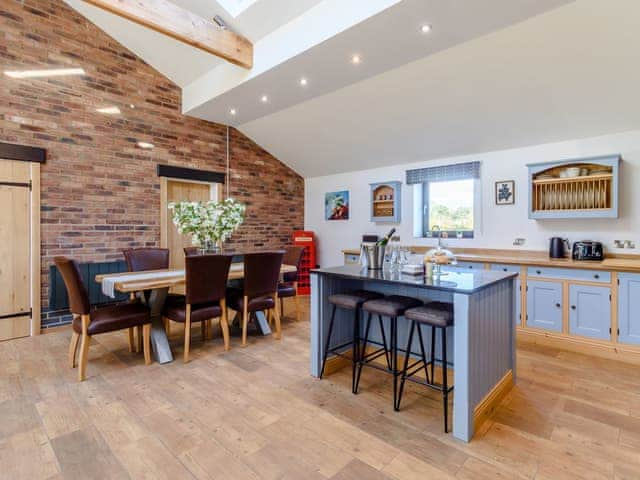 Kitchen/diner | Mill Barn - Low Mill Farm Cottages, East Ayton near Scarborough