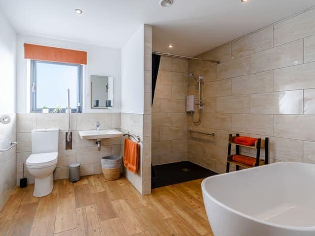 Bathroom | Mill Barn - Low Mill Farm Cottages, East Ayton near Scarborough