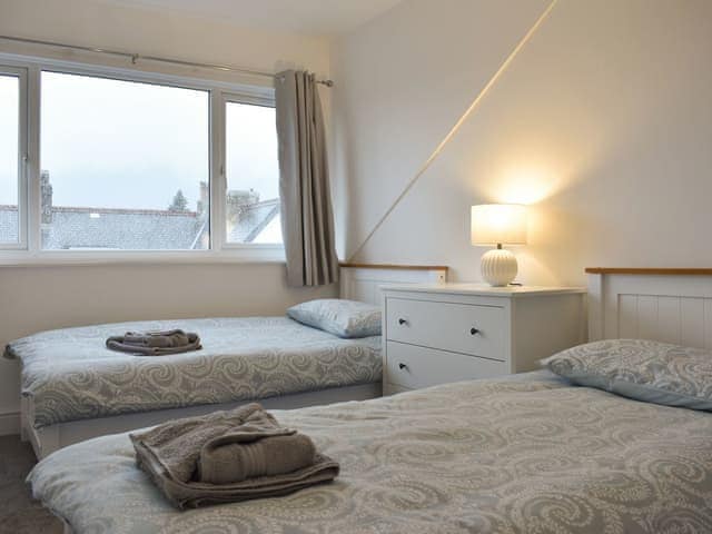 Twin bedroom | Helvellyn House, Keswick