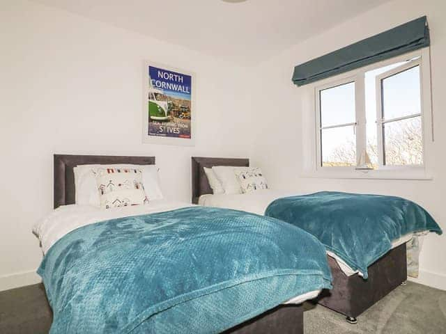 Twin bedroom | Trevena, Tintagel