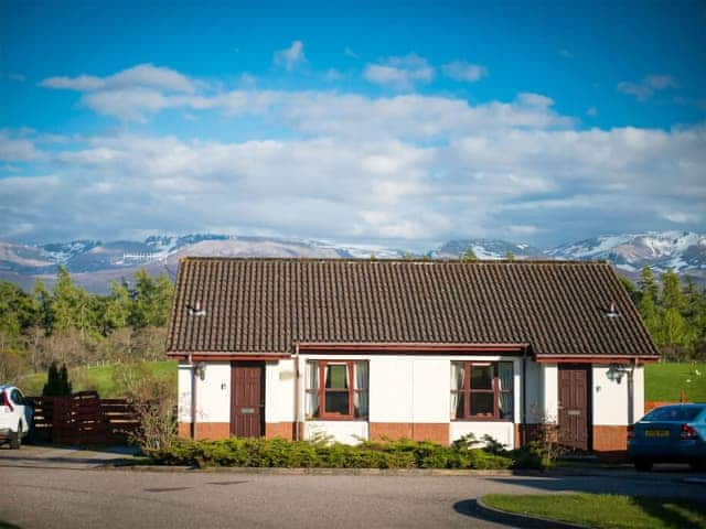 Exterior | Dalfaber View - Silverglades Holiday Homes, Aviemore