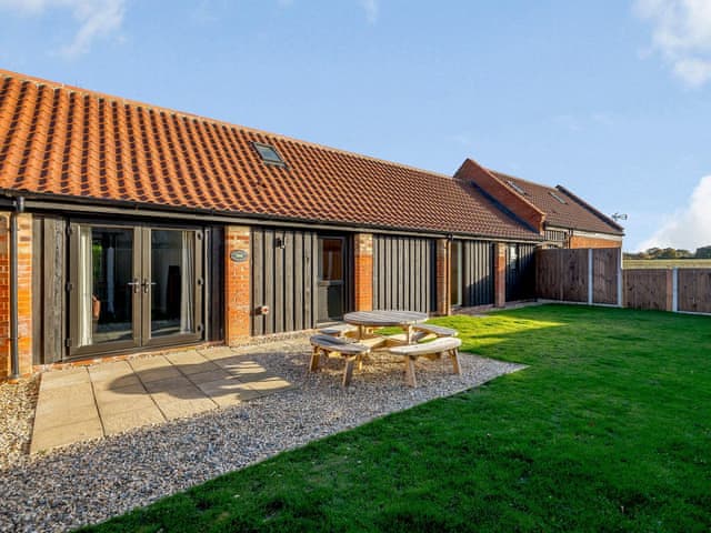 Exterior | The Long Barn - Brick Kiln Barn Retreats, Dilham, near North Walsham