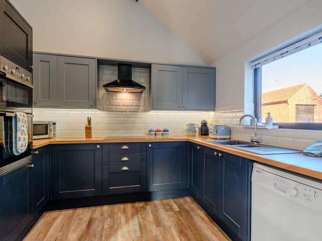 Kitchen | The Long Barn - Brick Kiln Barn Retreats, Dilham, near North Walsham