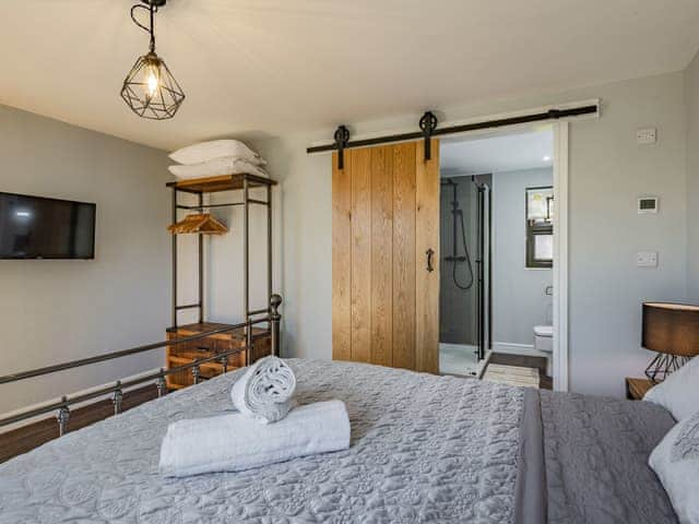 Bedroom | Wheelwrights - Brick Kiln Barn Retreats, Dilham, near North Walsham