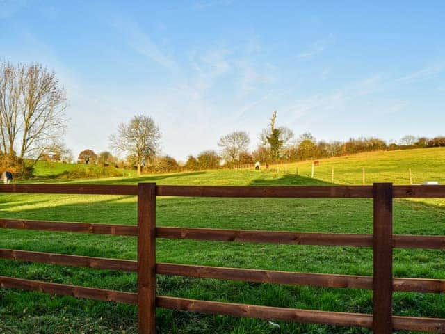 View | Leadenporch Farm Cottage, Deddington