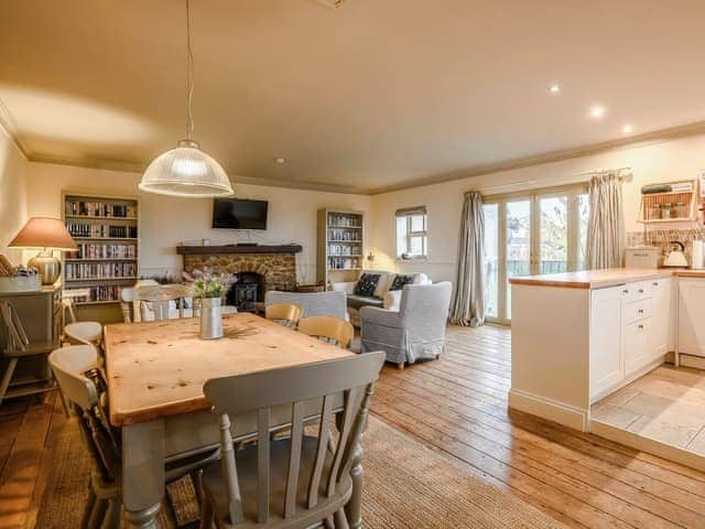 Dining Area | Ladybird Cottage, Hunstanton