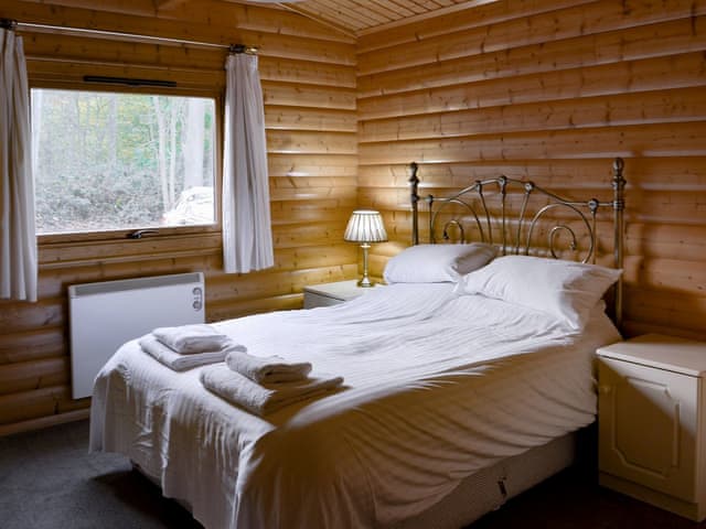 Double bedroom | Holme Garth Lodge - Kenwick Lodges, Louth