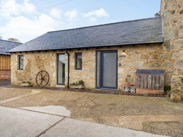 Exterior | The Grain Store - Cooks Castle Farm, Wroxall, near Ventnor