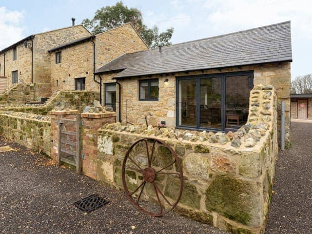 Exterior | The Grain Store - Cooks Castle Farm, Wroxall, near Ventnor