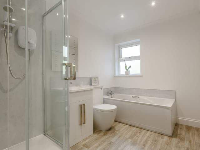 Bathroom | Highgrove, Gissing, near Diss