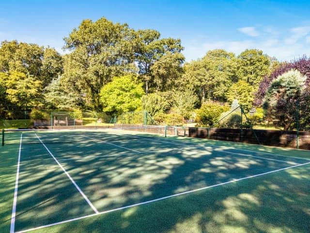 Tennis court | The Lodge at The Lake House, Plaistow