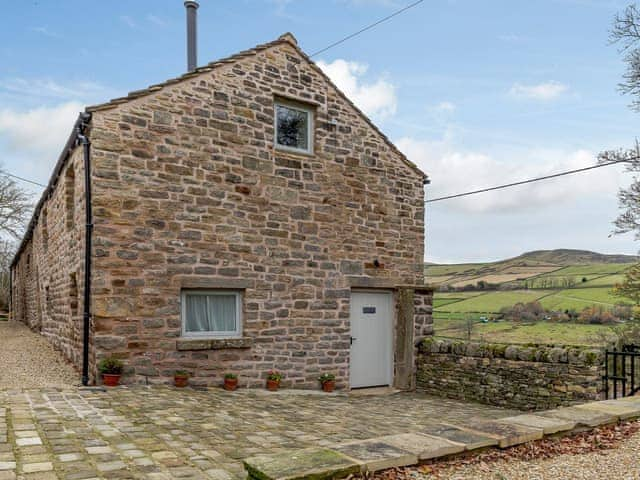 Exterior | Sycamore Cottage at Naze Farm - Naze Farm, Chinley