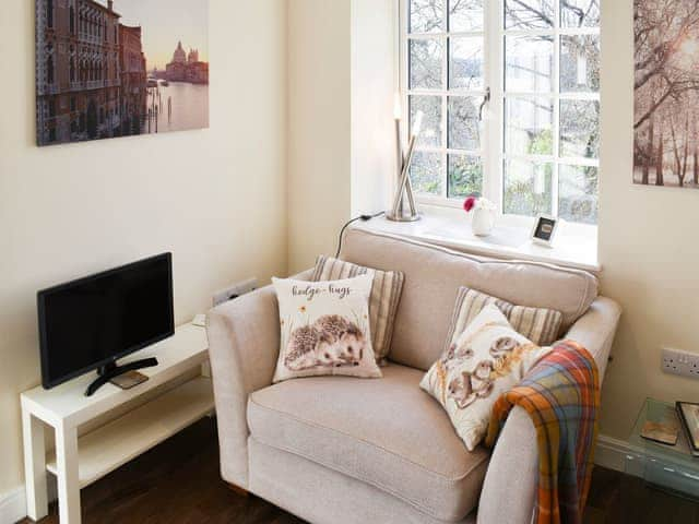 Living area | Highwood Cottage, Ambleside