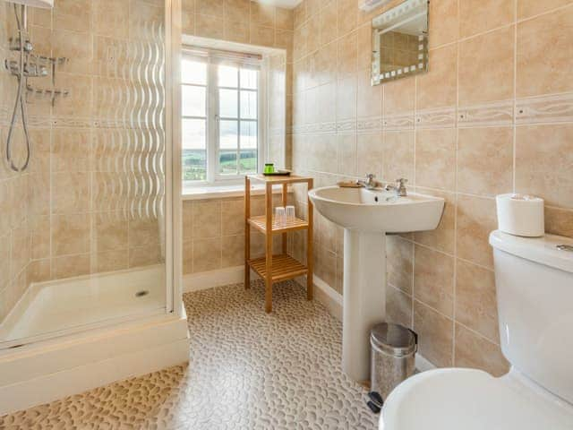 En-suite | Smugglers Rock House, Ravenscar, near Robin Hoods Bay