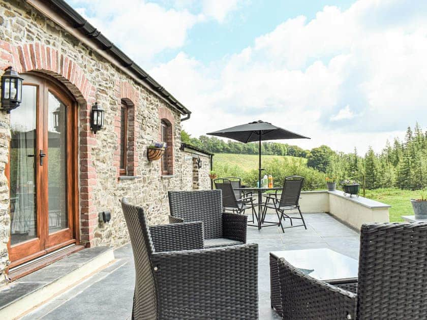 Outdoor area | Slade Cottage - Slade Farm, Brayford