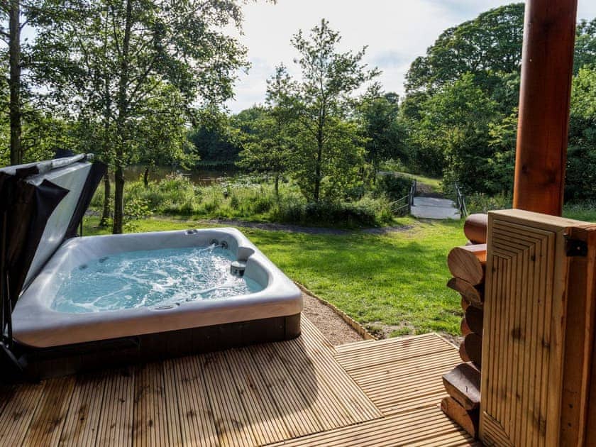 Hot tub | Chestnut Lodge - Felmoor Park, Felton, near Morpeth